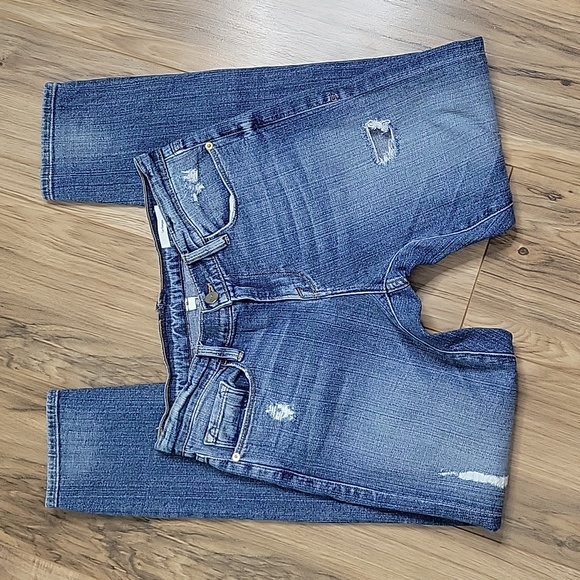 Frame Demin LeGargon Distressed Boyfriend Jeans - Picture 2 of 16